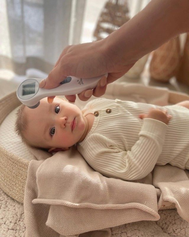 Vì sao trẻ bị sốt co giật